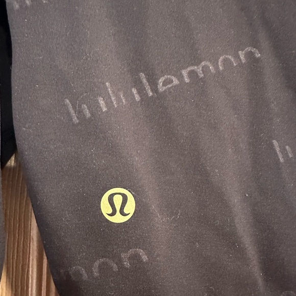 lululemon  cropped long sleeve special edition - Picture 6 of 7